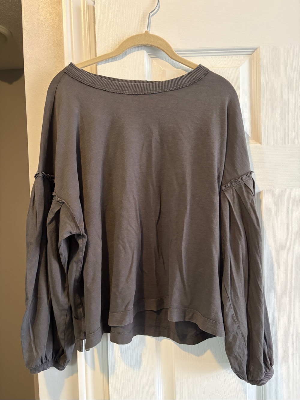 aerie Gray Balloon Sleeve Pullover Sweatshirt